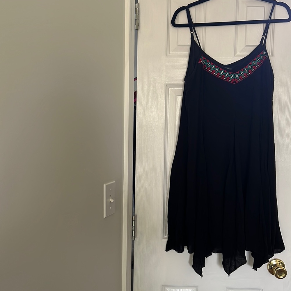 Black dress light weight and perfect for summer